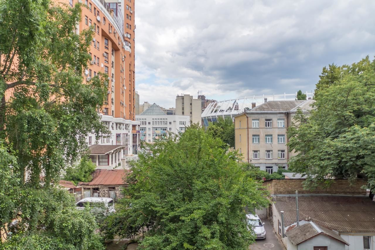 Апартаменты DayFlat Apartments Olimpiyska Area Киев