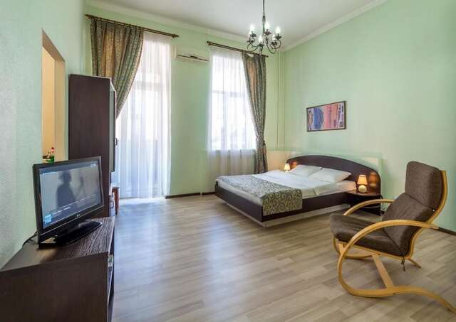 Апартаменты DayFlat Apartments Olimpiyska Area Киев-50